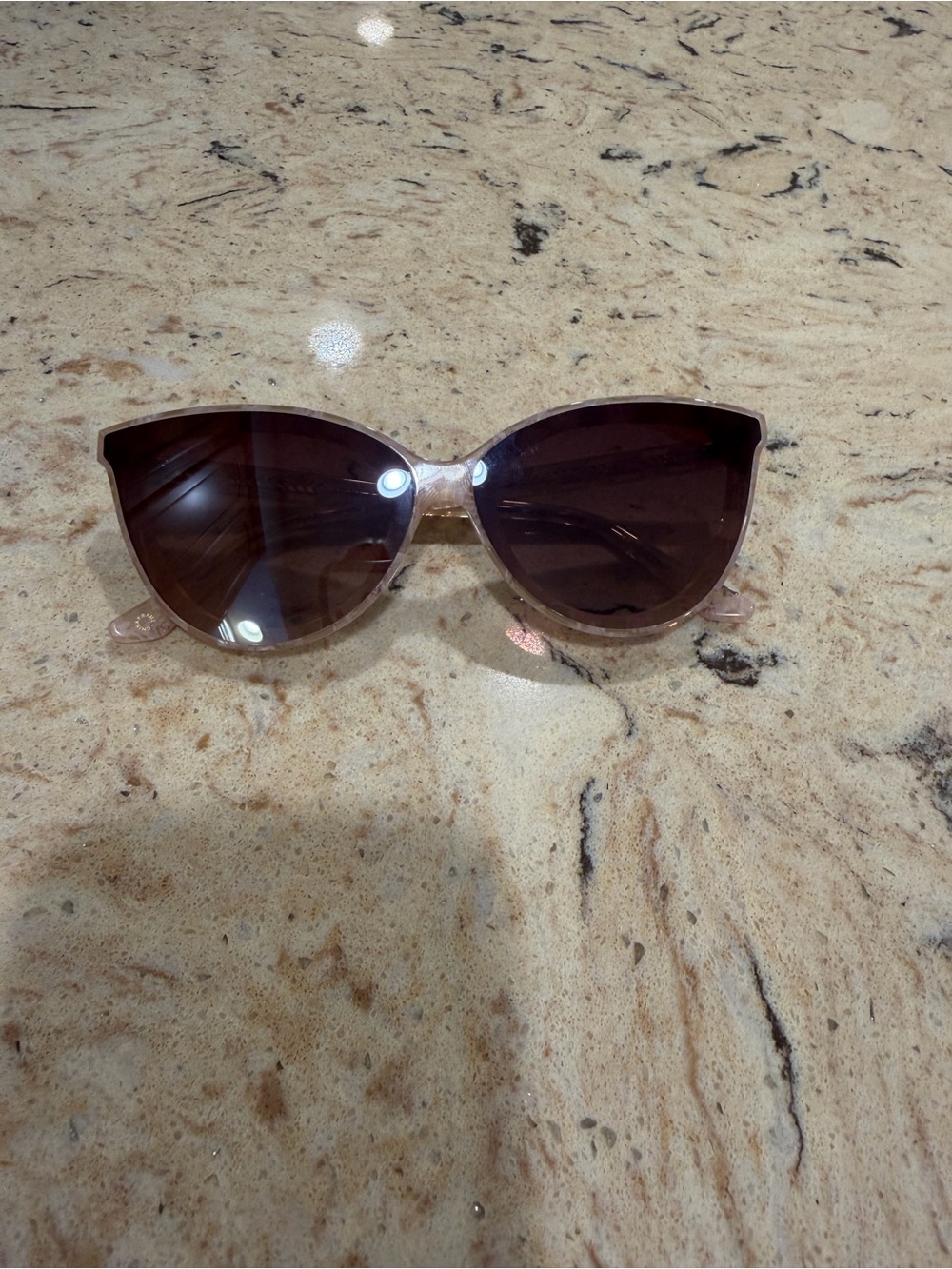 Krewe Monroe Nylon pink plaid with mirrored lenses